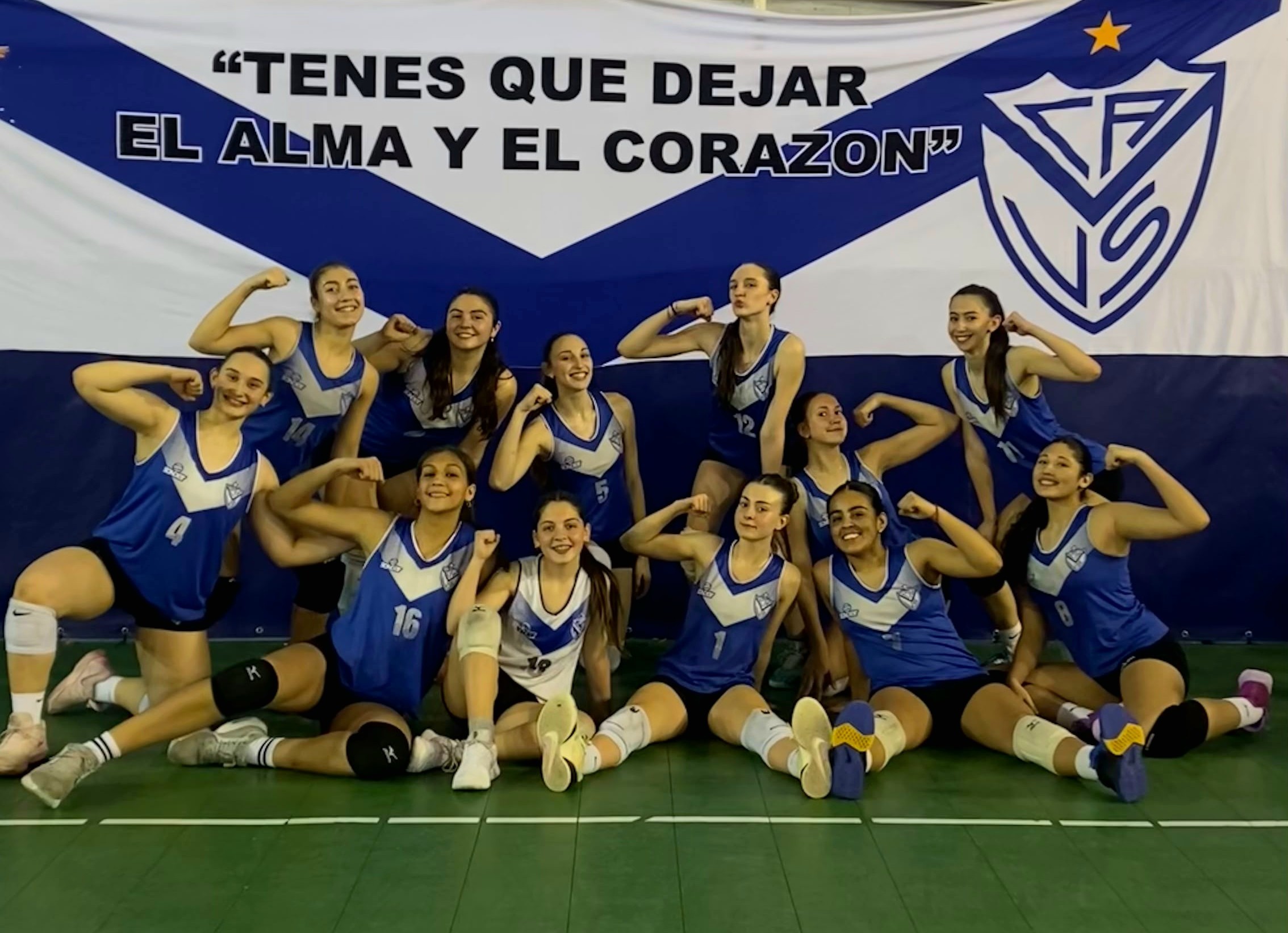 Foto de la nota: Vélez se impuso en dos de ocho partidos ante Glorias